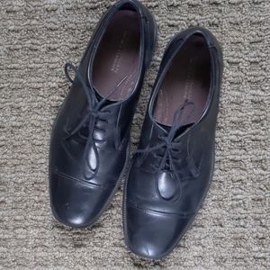 Black men's dress shoes, size 12